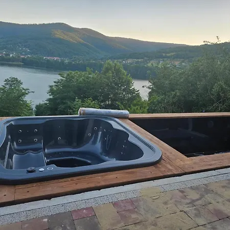 Willa Nad Jeziorem Międzybrodzie Bialskie