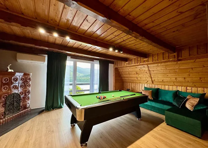 Nad Jeziorem Villa *